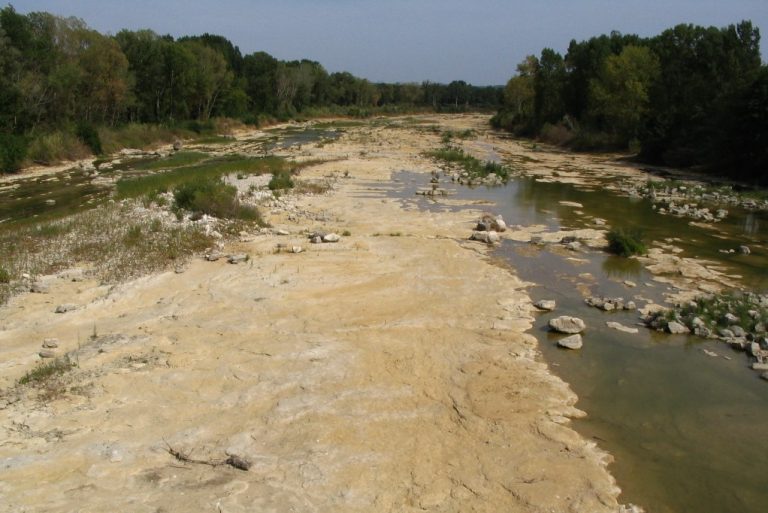 Gardon asséché à Moussac